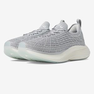 NWT Women’s APL Techloom Zipline Running Shoe